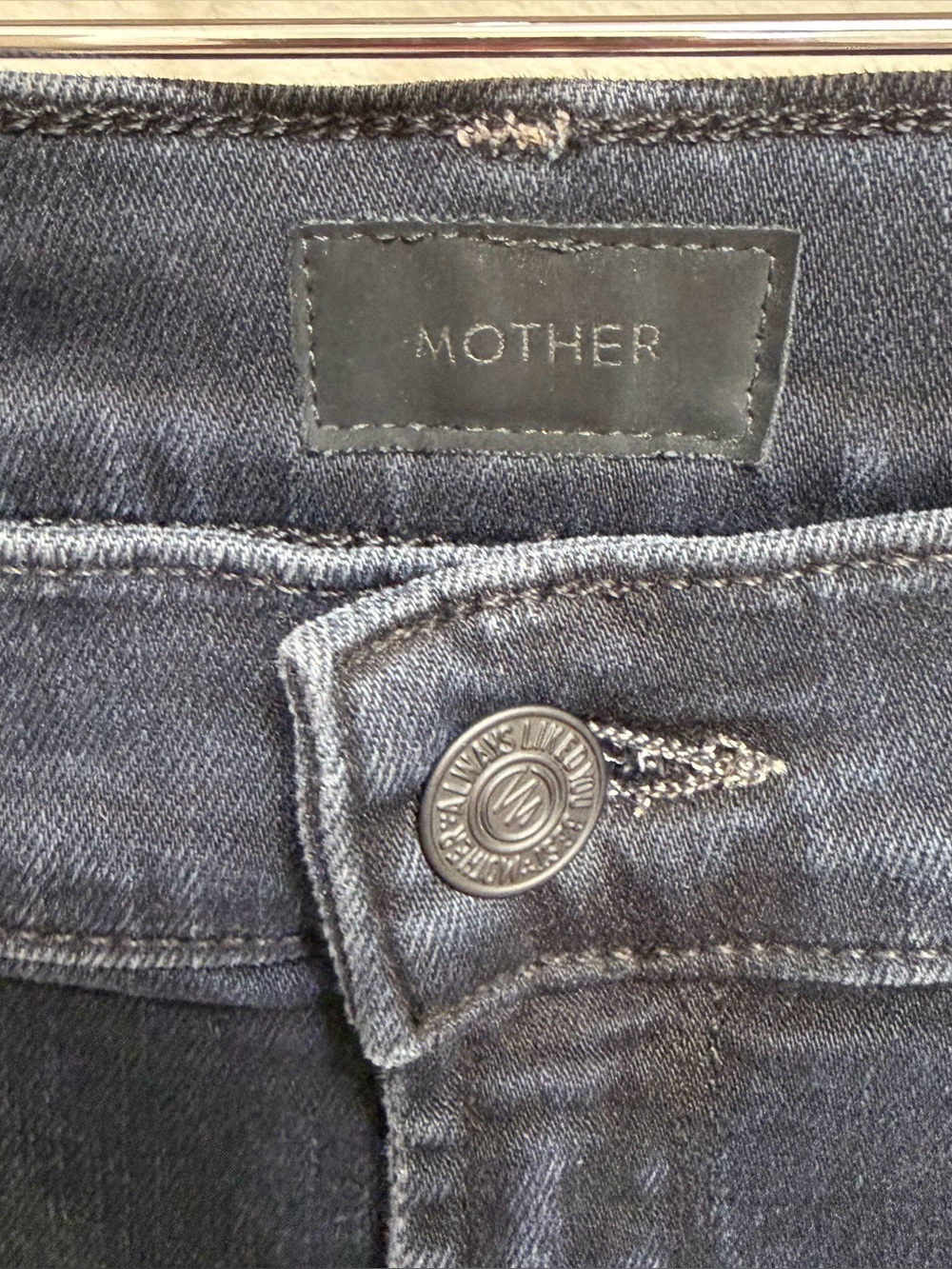 MOTHER The Runaway Denim Jean High Rise in Night in Venice Black Size 34 - Picture 11 of 11